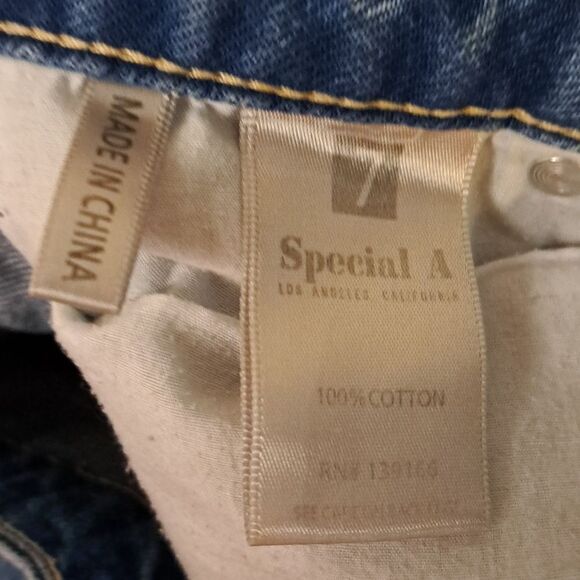 Special A distressed jeans size 7 - Picture 4 of 6